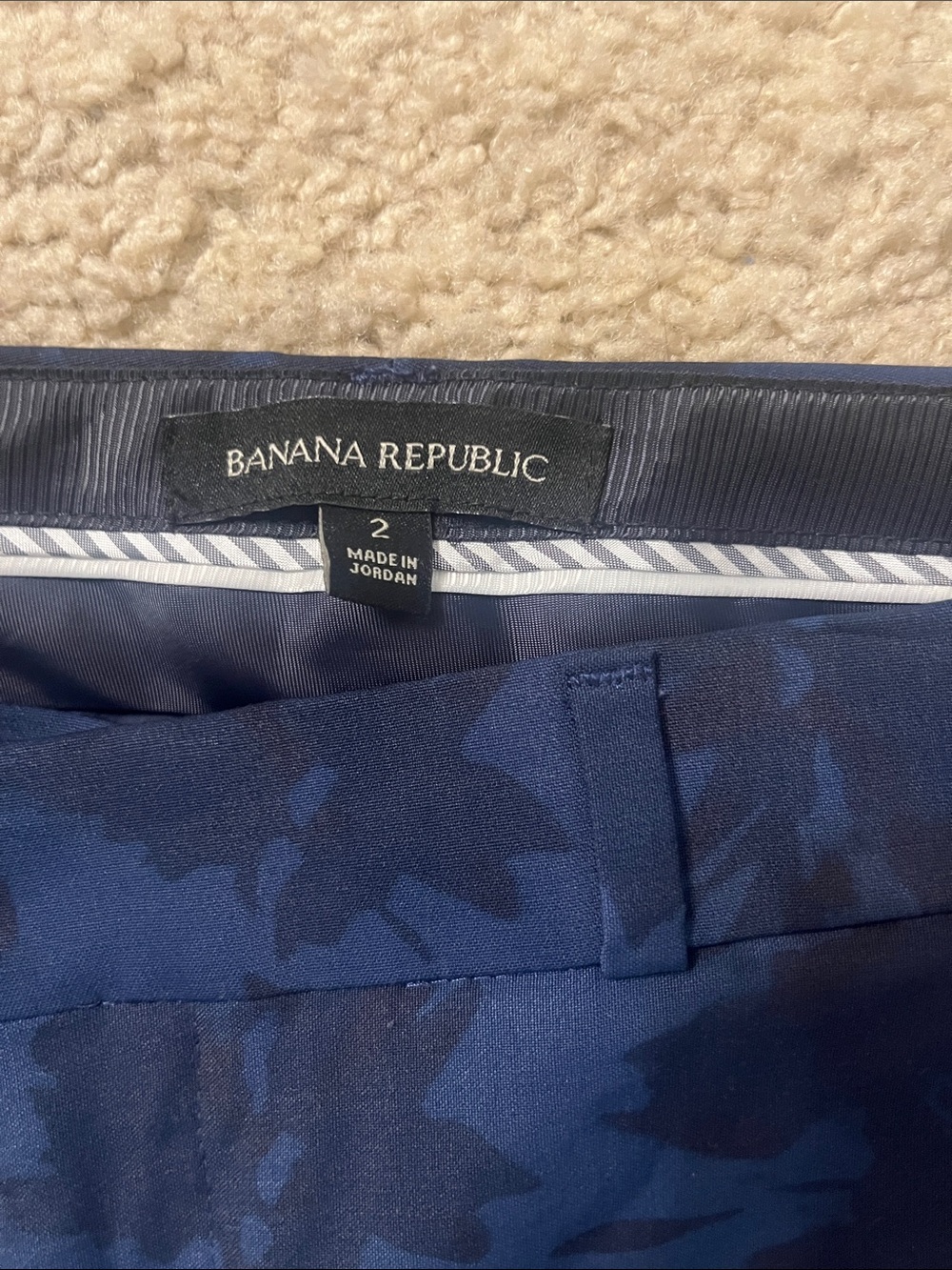 Banana Republic Logan Navy Floral Pattern Dress Pants - Picture 2 of 3